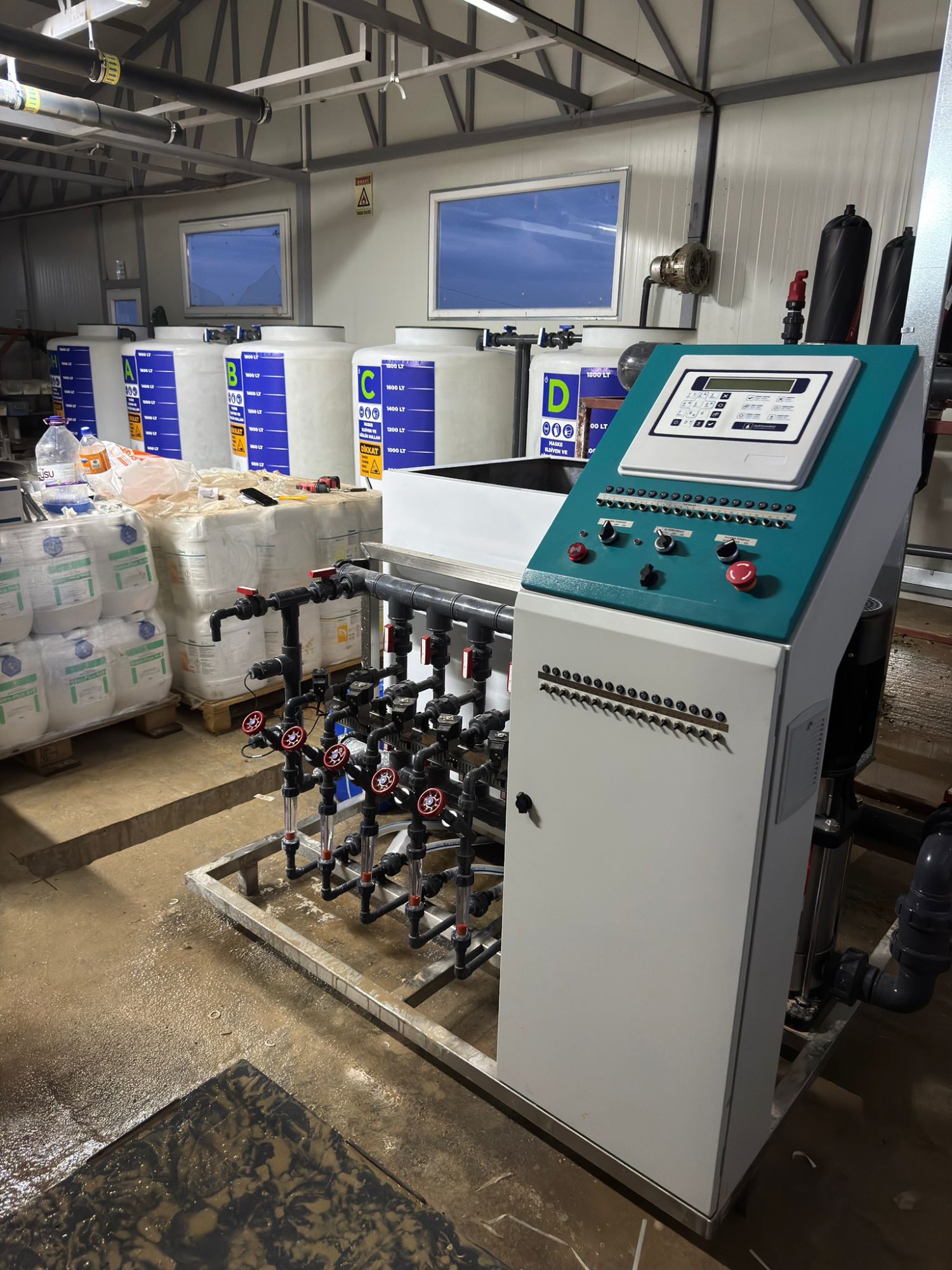 Station de fertigation automatisée dans un local technique